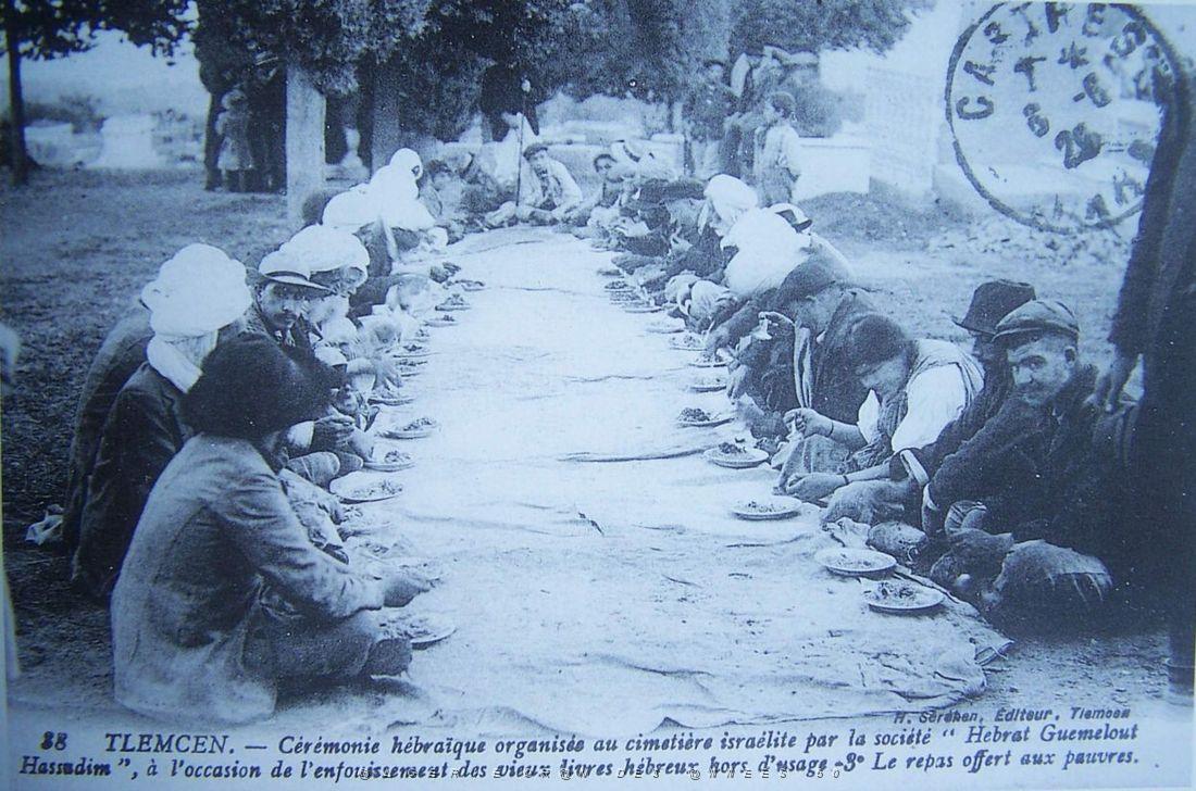 Tlemcen- Cimetiere Juif 02.jpg